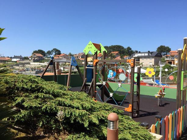 Imagen de los exteriores del Apartahotel Atlántico Resort. Foto 6