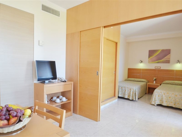 Imagen general del Apartahotel Atlantic By Hoteles Centric. Foto 7