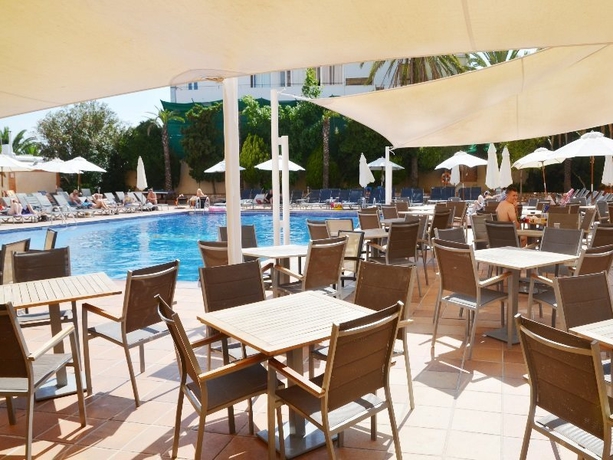 Imagen general del Apartahotel Atlantic By Hoteles Centric. Foto 16