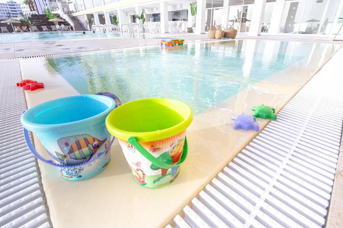 Imagen general del Apartahotel Atlantic Holiday Hotel. Foto 3