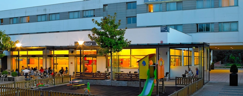 Imagen de los exteriores del Apartahotel Attica 21 As Galeras. Foto 17