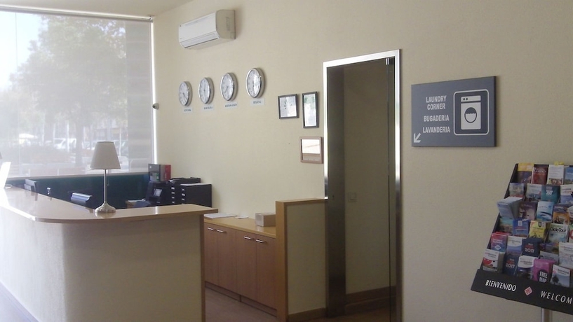 Imagen de los interiores del Apartahotel Aura Park Fira Barcelona. Foto 18