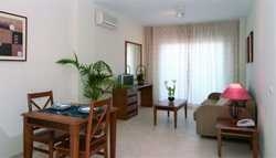 Imagen de los interiores del Apartahotel Autosole. Foto 15