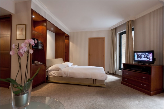 Imagen de la habitación del Apartahotel B- Ambiorix. Foto 12