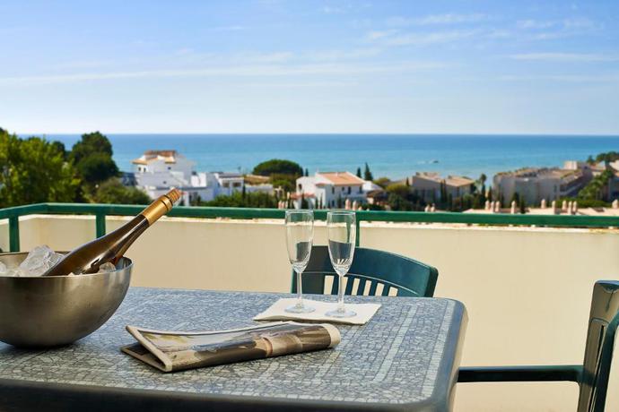 Imagen de la habitación del Apartahotel Balaia Plaza. Foto 8