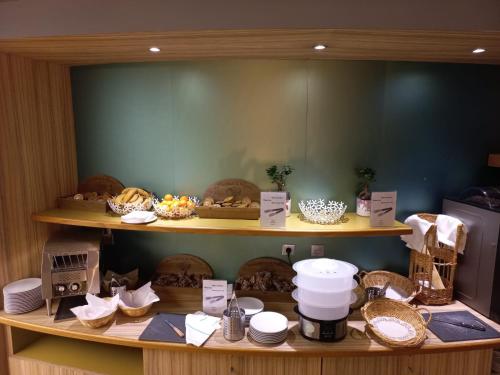 Imagen general del Apartahotel B&B HOME Caen Centre Gare. Foto 13