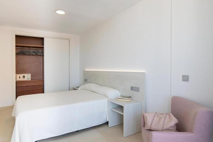 Imagen de la habitación del Apartahotel Bcl Levante Lux. Foto 6