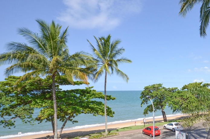 Imagen de los exteriores del Apartahotel Beachfront Apartments On Trinity Beach. Foto 8