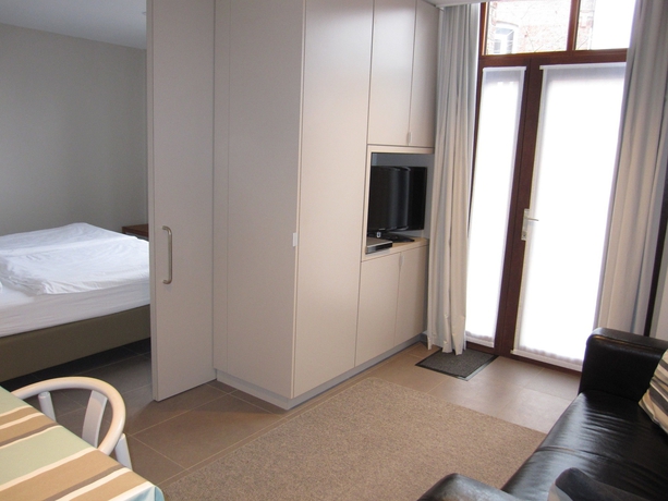 Imagen de la habitación del Apartahotel Bonobo Apartments. Foto 5