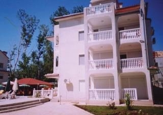 Imagen general del Apartahotel Bravo 3 Apartments. Foto 1