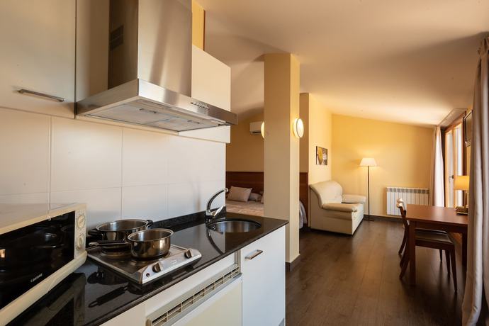 Imagen de la habitación del Apartahotel Cal Mar&ccedil;al. Foto 4