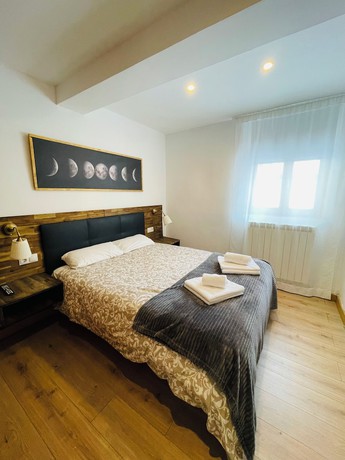 Imagen de la habitación del Apartahotel Canfranc. Foto 2