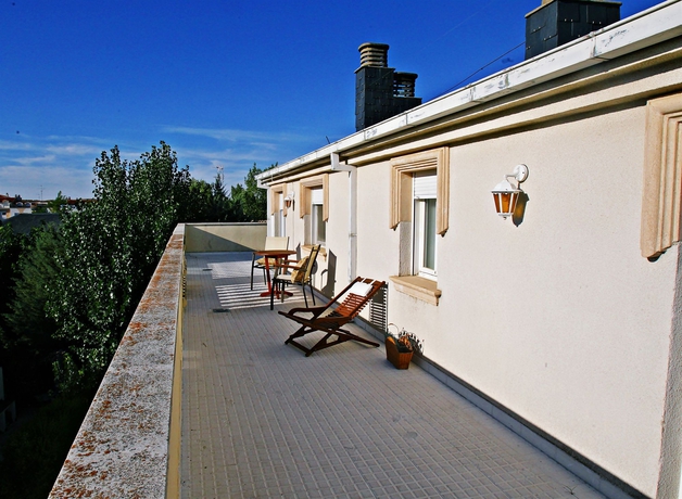 Imagen de la habitación del Apartahotel Casablanca Hotel Studios. Foto 5
