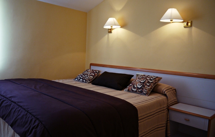 Imagen de la habitación del Apartahotel Casablanca Hotel Studios. Foto 13