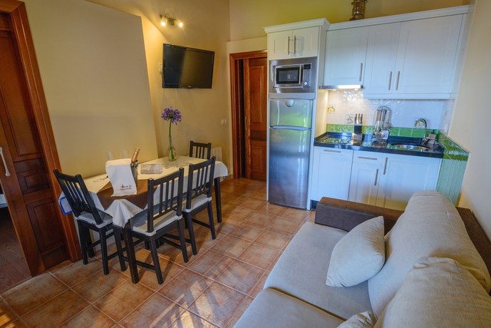 Imagen de la habitación del Apartahotel Casona De Llanorrozo. Foto 13