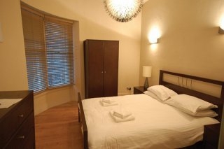 Imagen de la habitación del Apartahotel Castle Apartments. Foto 2