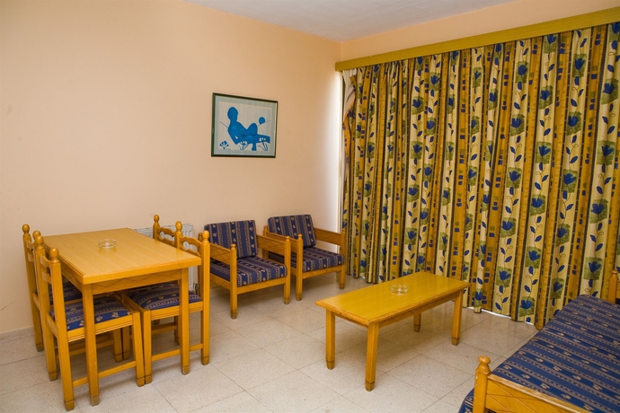 Imagen de los interiores del Apartahotel Christabelle Hotel Apartments. Foto 10