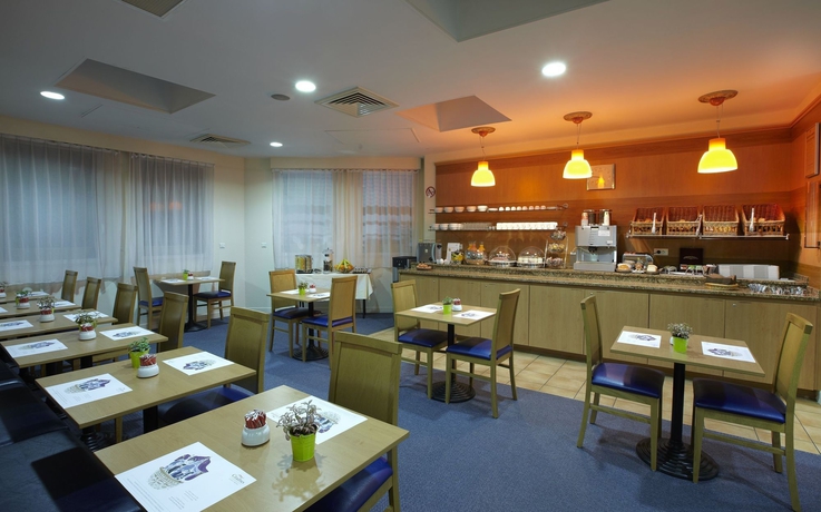 Imagen del bar/restaurante del Apartahotel Citadines Bastille Marais Paris. Foto 3