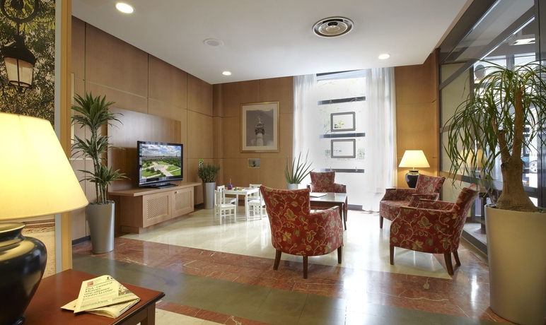 Imagen de los interiores del Apartahotel Citadines Bastille Marais Paris. Foto 16