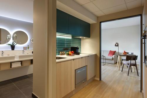 Imagen de la habitación del Apartahotel Citadines Eurometropole Strasbourg. Foto 15