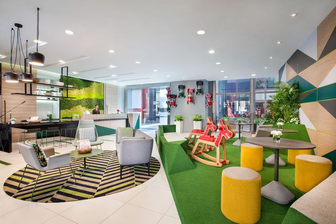 Imagen de los interiores del Apartahotel Citadines Mount Sophia Singapore. Foto 19