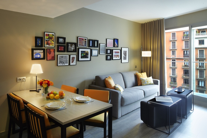 Imagen de los interiores del Apartahotel Citadines Ramblas Barcelona. Foto 16