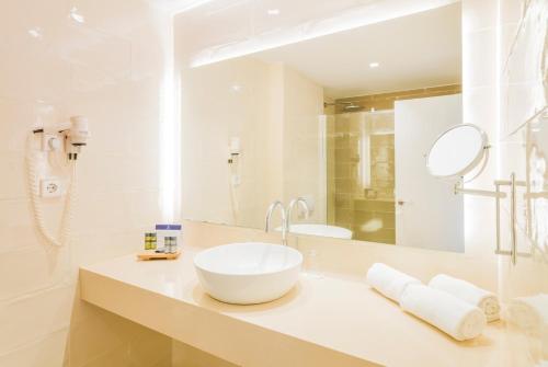 Imagen general del Apartahotel Club Del Sol Resort and Spa. Foto 12