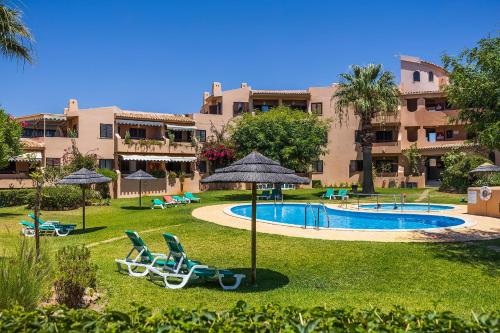 Imagen general del Apartahotel Clube Maria Luisa. Foto 13