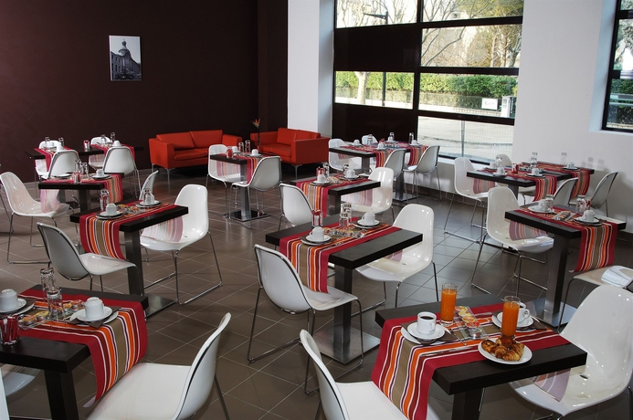 Imagen del bar/restaurante del Apartahotel Comfort Aparthotel Nîmes Centre. Foto 8