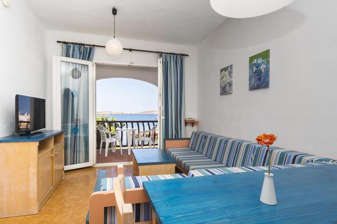 Imagen de la habitación del Apartahotel Comitas Tramontana Park. Foto 5