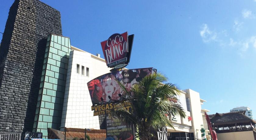 Imagen de los exteriores del Apartahotel Condominios Carisa y Palma. Foto 11