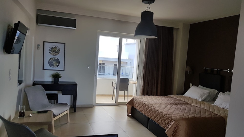 Imagen de la habitación del Apartahotel Cosmos Hotel. Foto 10