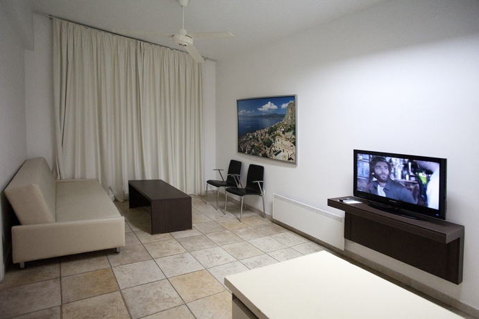 Imagen de los interiores del Apartahotel Costantiana Beach Hotel Apartments. Foto 15
