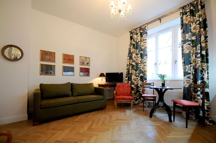 Imagen de los interiores del Apartahotel Crystal Suites Old Town. Foto 13