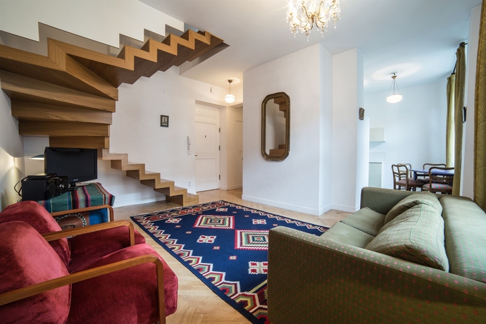 Imagen de los interiores del Apartahotel Crystal Suites Old Town. Foto 15