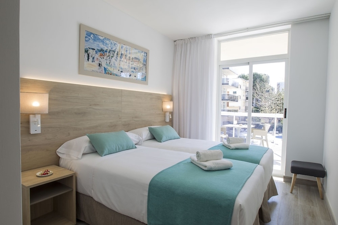 Imagen de la habitación del Apartahotel Cye Holiday Centre. Foto 3