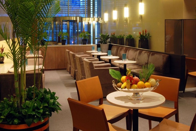 Imagen del bar/restaurante del Apartahotel Delight Pacific Hotel Ladoll. Foto 1