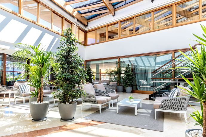 Imagen de los interiores del Apartahotel Duva. Foto 22