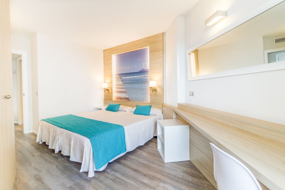 Imagen de la habitación del Apartahotel Eix Lagotel Holiday Resort. Foto 4