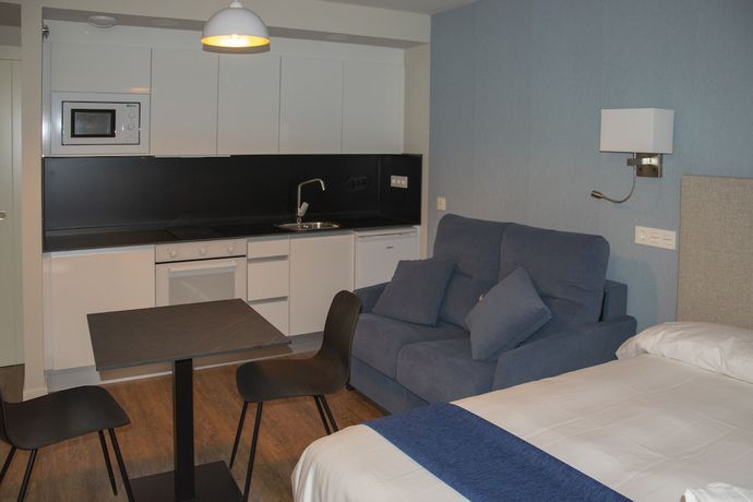 Imagen de la habitación del Apartahotel Essenzia de Castilla. Foto 7