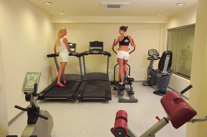 Imagen de los interiores del Apartahotel Euronapa. Foto 15