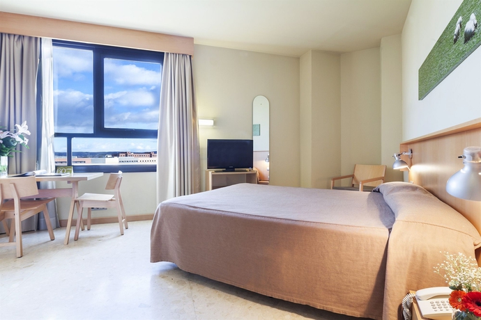 Imagen de la habitación del Apartahotel Exe Campus San Mamés. Foto 11