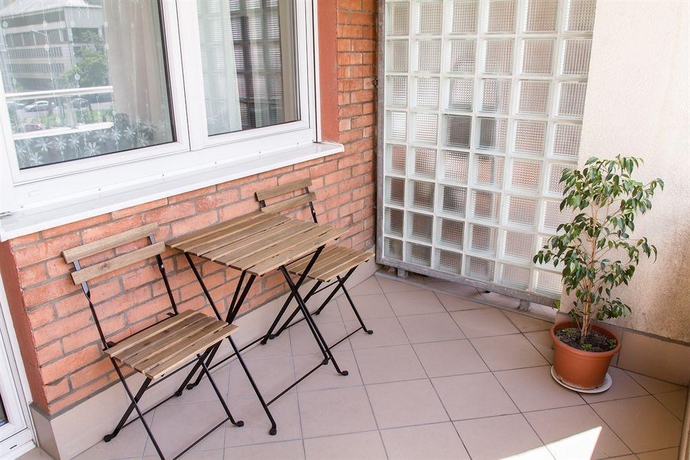 Imagen general del Apartahotel Far Home Apartments. Foto 12