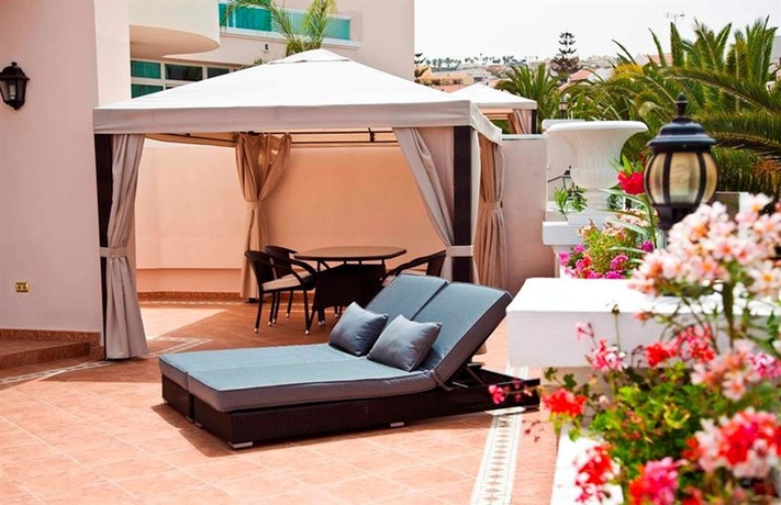 Imagen de los exteriores del Apartahotel Flamingo Suites Boutique Hotel. Foto 8