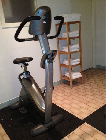 Imagen de los interiores del Apartahotel Forenom Stockholm Alvik. Foto 13