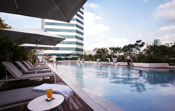 Imagen de la piscina del Apartahotel Fraser Suites Singapore. Foto 16