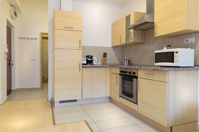 Imagen de la habitación del Apartahotel GOZSDU COURT. Foto 3