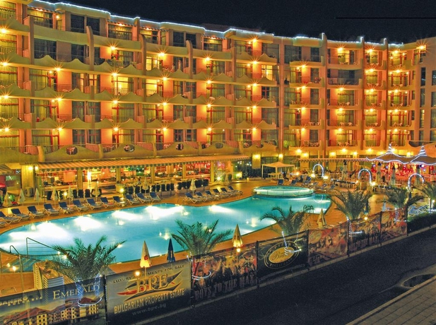 Imagen general del Apartahotel GRENADA. Foto 7