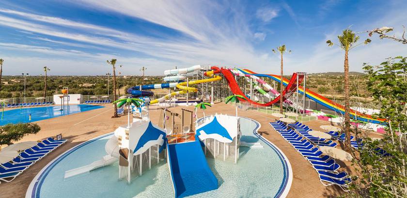 Imagen de la piscina del Apartahotel Globales Bouganvilla. Foto 21