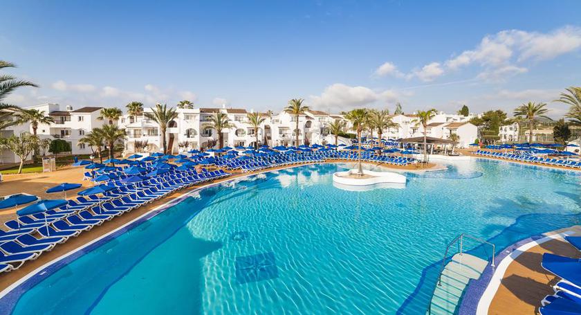 Imagen de la piscina del Apartahotel Globales Bouganvilla. Foto 24